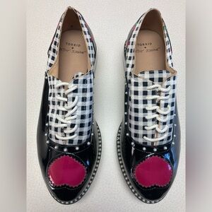 Torrid lace up oxford